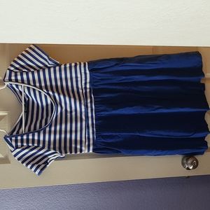 Torrid size 1 stripped dress with pockets